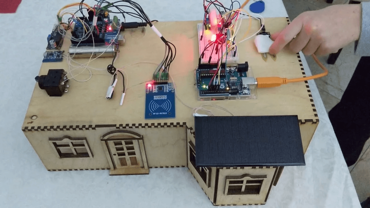 Программирование на Arduino